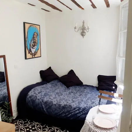 Luckey Homes - Rue De Montmorency Apartment *